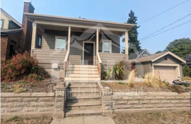 Charming 3-Bedroom Bremerton Home