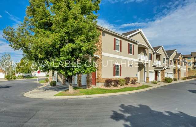 1028 Canyon Vista Rd