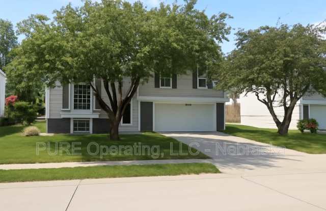 Photo of 14430 S 35th St