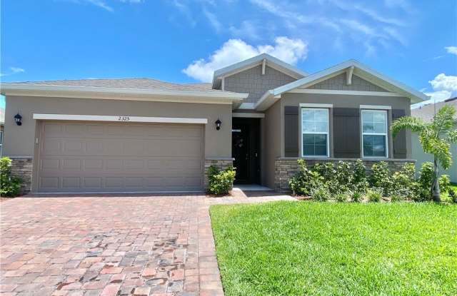 2325 Crowned Eagle Circle SW