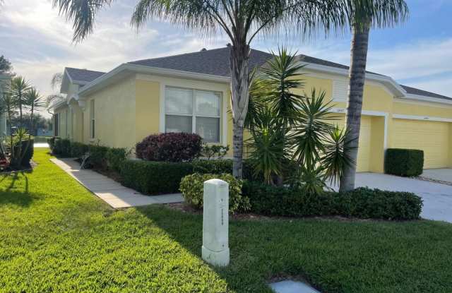 Photo of Fully Furnished Townhouse with Water View in Riverview