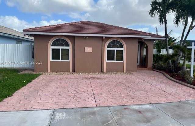 7201 W 34th Ln - 7201 West 34th Lane, Hialeah, FL 33018