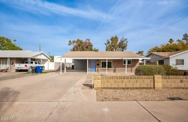 Photo of 1630 E 12TH Street