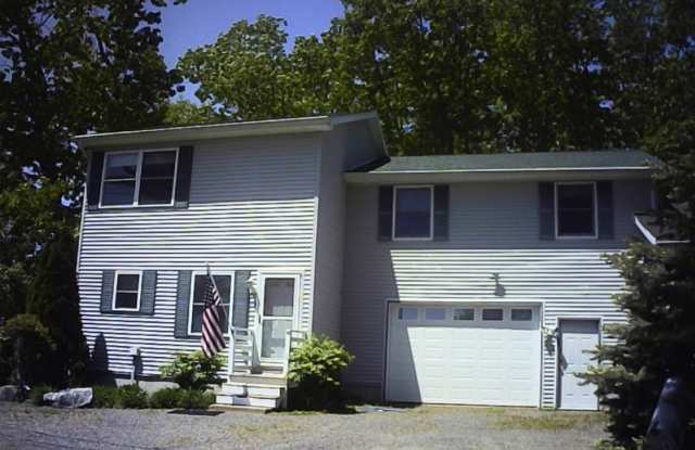 34 Beachcroft Rd B
