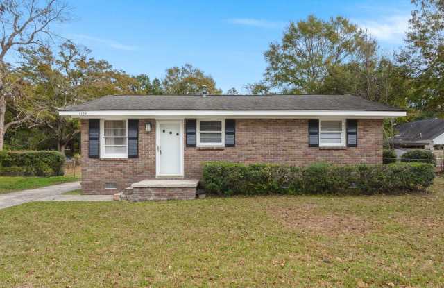 1334 Jeffords St, Charleston, SC $2,100/month
