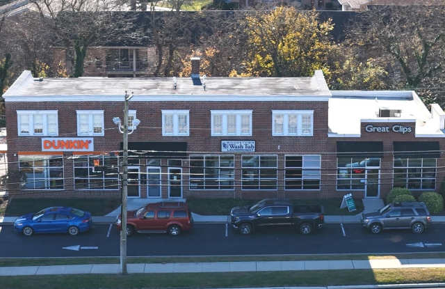 Photo of 300 WEST Avenue unit: Suite D