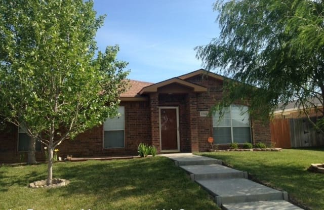 1104 Shasta Dr. - 1104 Shasta Drive, Amarillo, TX 79110