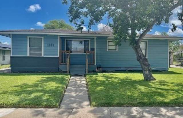 1006 Collingswood Dr - 1006 Collingswood Drive, Corpus Christi, TX 78412