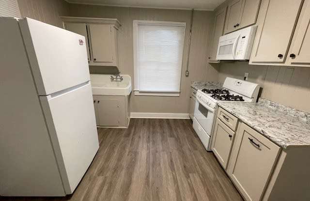 624 Gabasse St. Upper 2