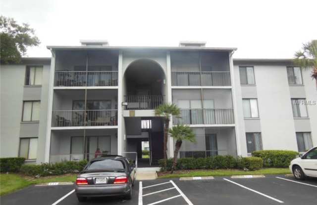 2bed/2bath, Ground Floor Unit - AVAILABLE NOW!