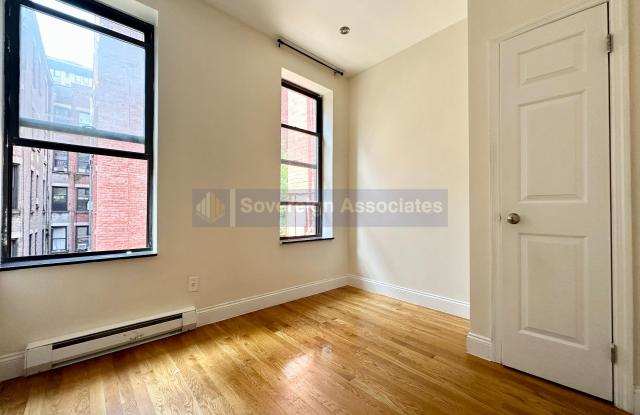 Photo of 216 West 108th Street