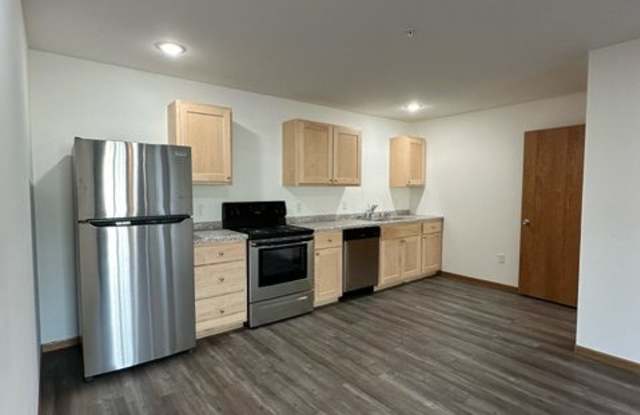 835 East Wisconsin Street - 613