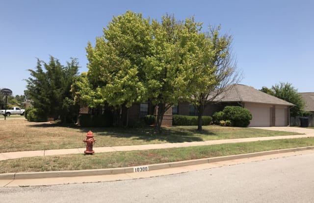 10300 Cumberland Lane - 10300 Cumberland Ln, Oklahoma City, OK 73162