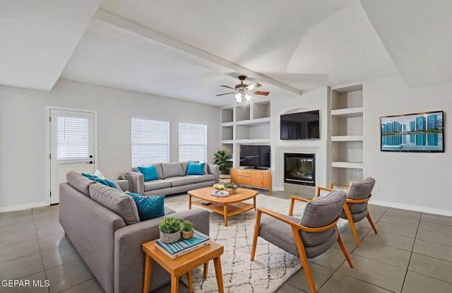 485 Jeweled Mesa Court