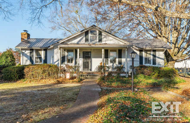 Photo of 3 Bedroom 2 Bathroom Home