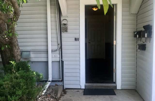 1043 22nd Avenue, Unit 4