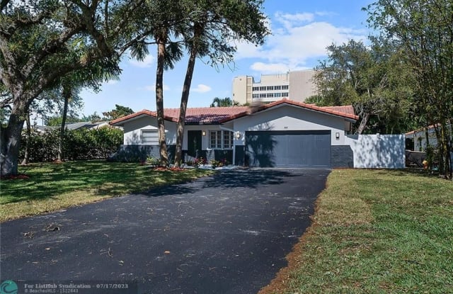 807 NW 7th St - 807 Northwest 7th Street, Boca Raton, FL 33486