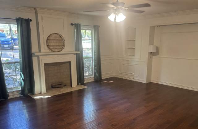 2962 Mockingbird Lane