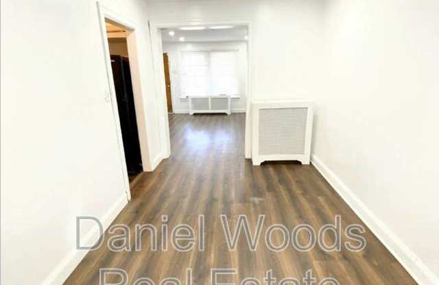 6232 North Gratz Street