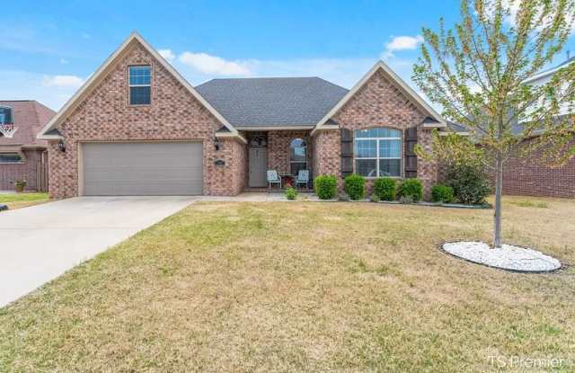 7151 Kingston Ave - 7151 Kingston Avenue, Springdale, AR 72762