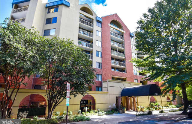 2725 CONNECTICUT Avenue NW unit: 403