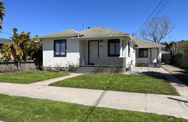 520 Centennial ST