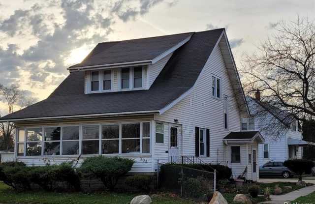 304 Ecorse Road