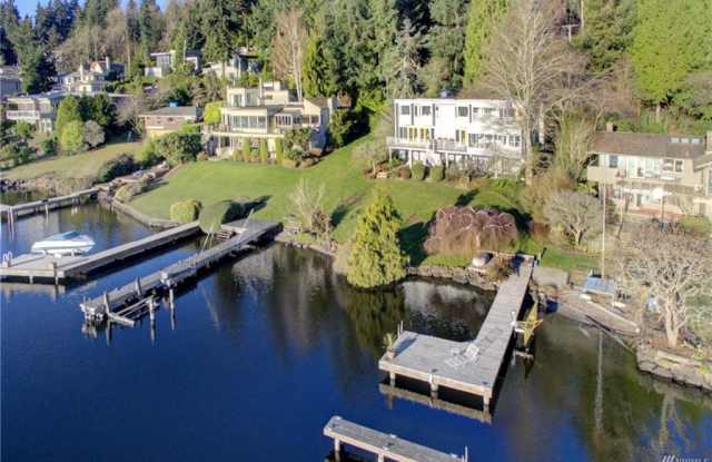 Beautiful Waterfront 5 Bed 3.5 Bath Home on Mercer Island photos photos