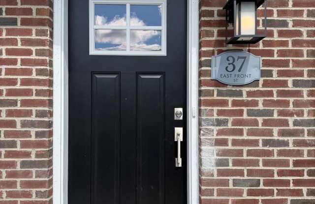 37 E FRONT STREET