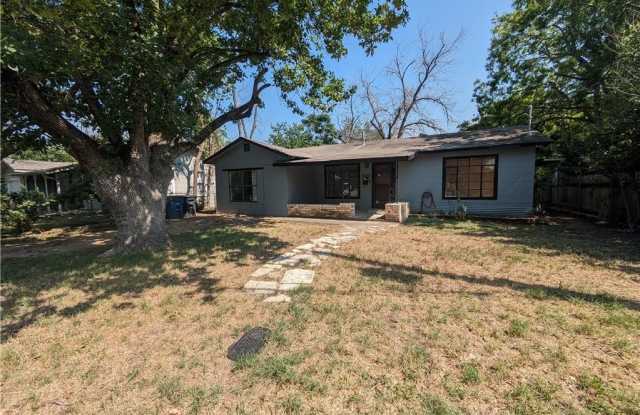 549 W Merriweather Street