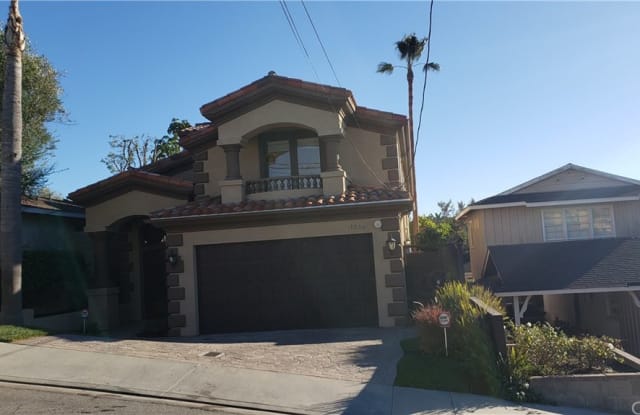 1530 Voorhees Avenue - 1530 Voorhees Avenue, Manhattan Beach, CA 90266