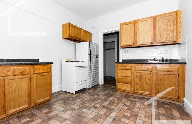 Photo of Nicely updated 1 bed in a prime location near the Green Line in Brighton.