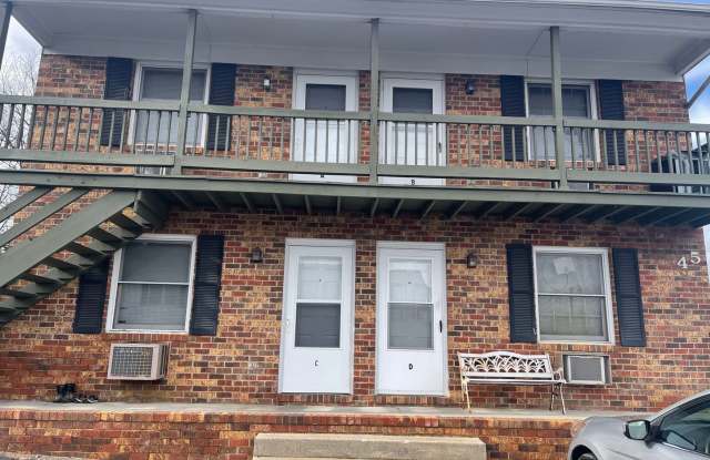 One Bedroom Apartment - 45 Pleasant Hill Road, Harrisonburg, VA 22801