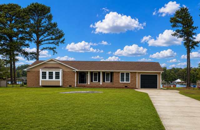 101 Bayview Circle