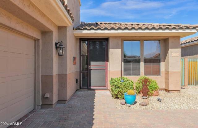 13620 W CYPRESS Street