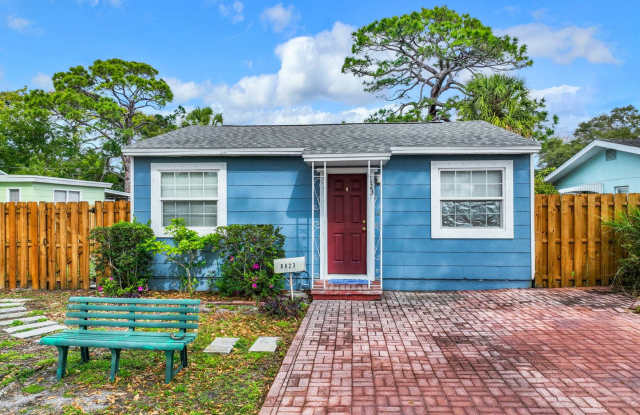 Beautifully remodeled, 1,332-square foot 3 bedroom/ 2½ bath/ home