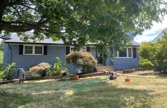 Photo of 4617 N CHAMBLISS Street