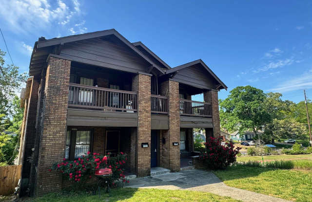 Photo of 1229 8TH AVENUE