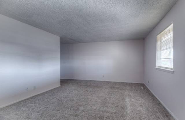 1129 South 124th East Avenue