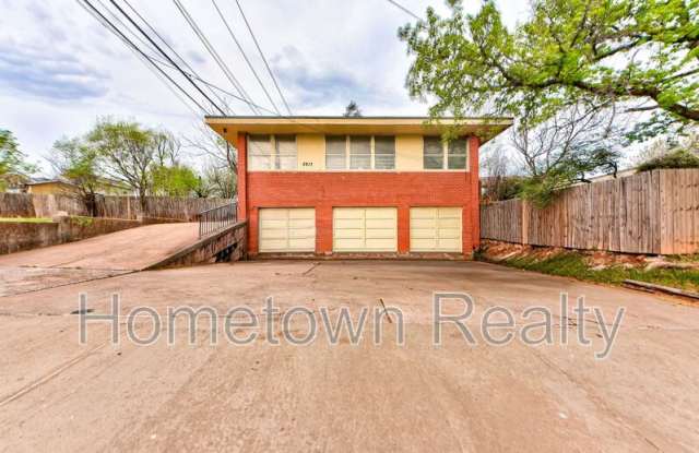 2817 N Virginia Avenue