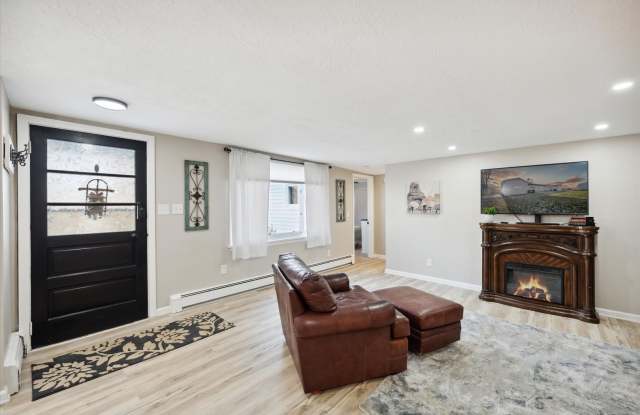 2bd/1bth Apartment Condo in Aurora