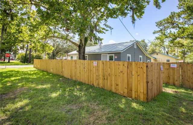 Photo of 260 Vernis Ave