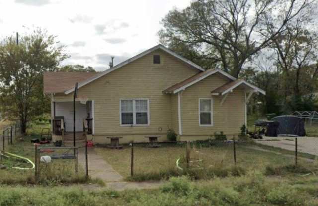 Photo of 2000 Windsor Avenue