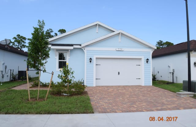 225 SE Via Visconti - 225 SE via Visconti, Port St. Lucie, FL 34952