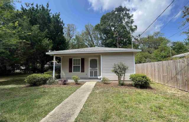 Photo of 6208 St Ann Ave