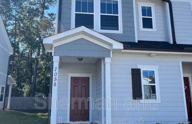 Photo of 7058 Hummingbird Drive