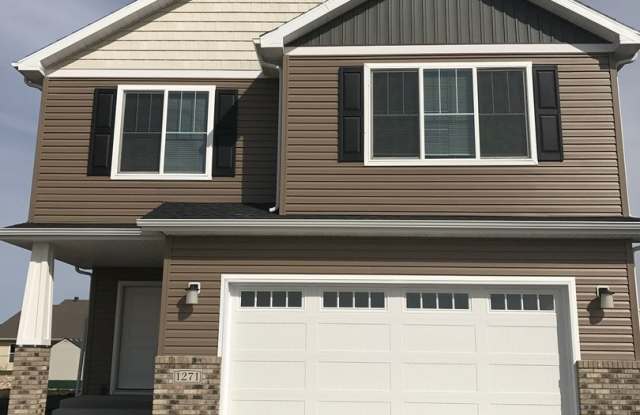 3 Bed 3 Bath