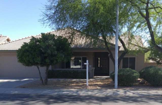 COMING SOON!! LOCATION! LOCATION! LOCATION! LOVELY 3 BEDROOM, 2.0 BATH SINGLE FAMILY HOME!