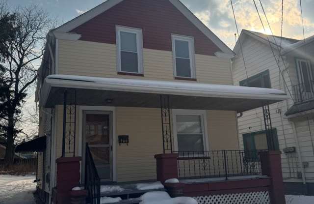 3-Bedroom Single Family Home – Near Broadway Slavic Village