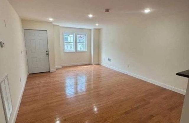 231 Rhode Island Ave